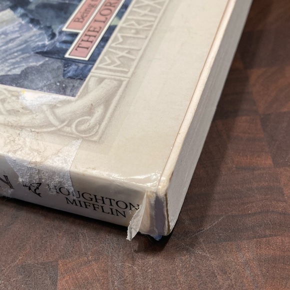 The Two Towers by J.R.R . Tolkien - Picture 5 of 14